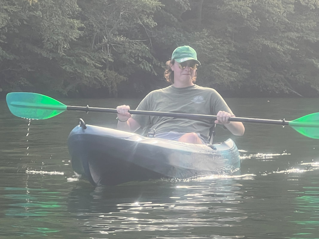 Kayaking at Claytor Lake